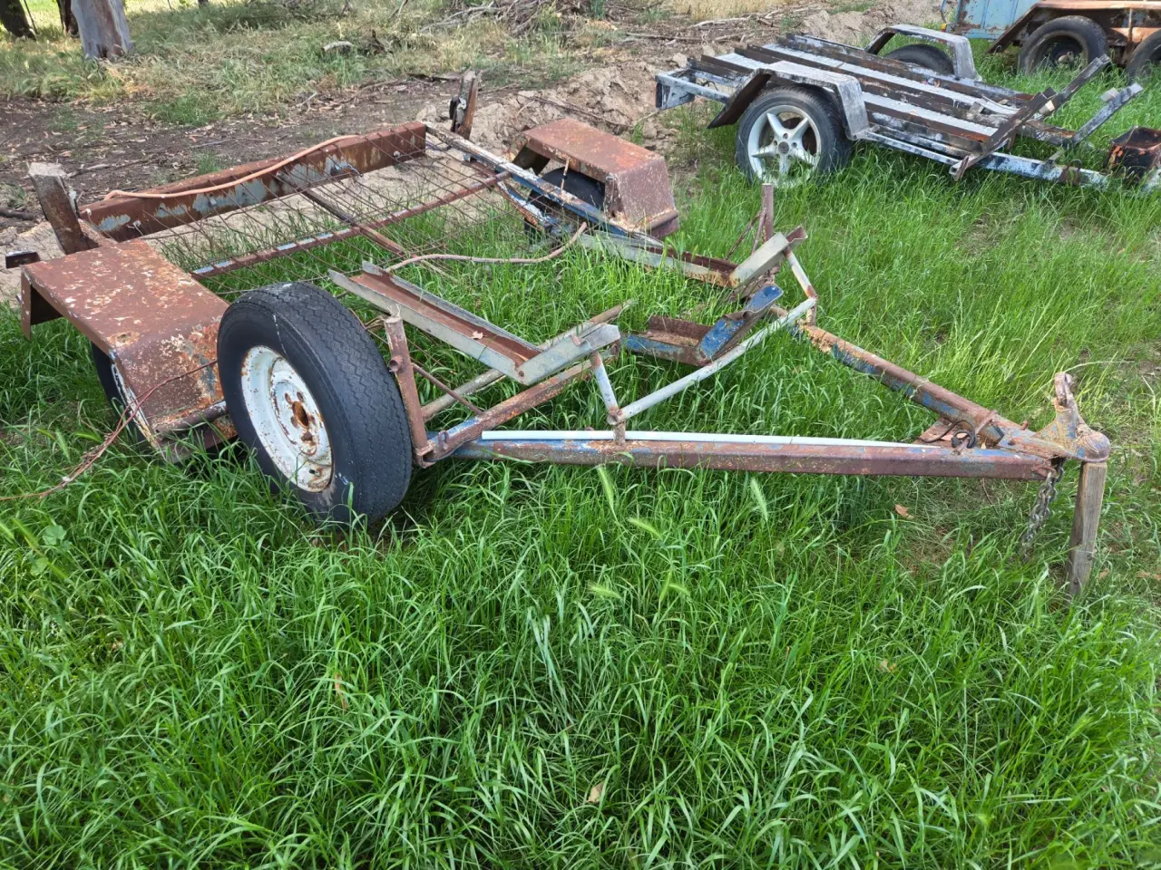 Used - Trailer frame - photo 3