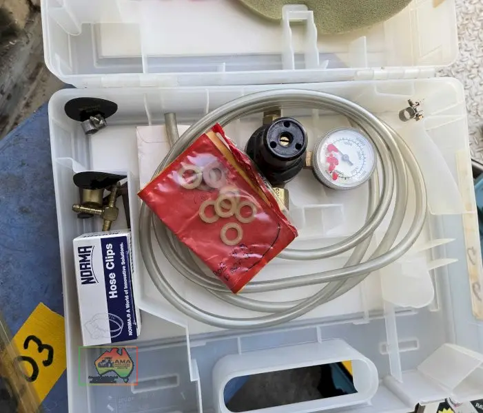 Gas hose and gauges - photo 2