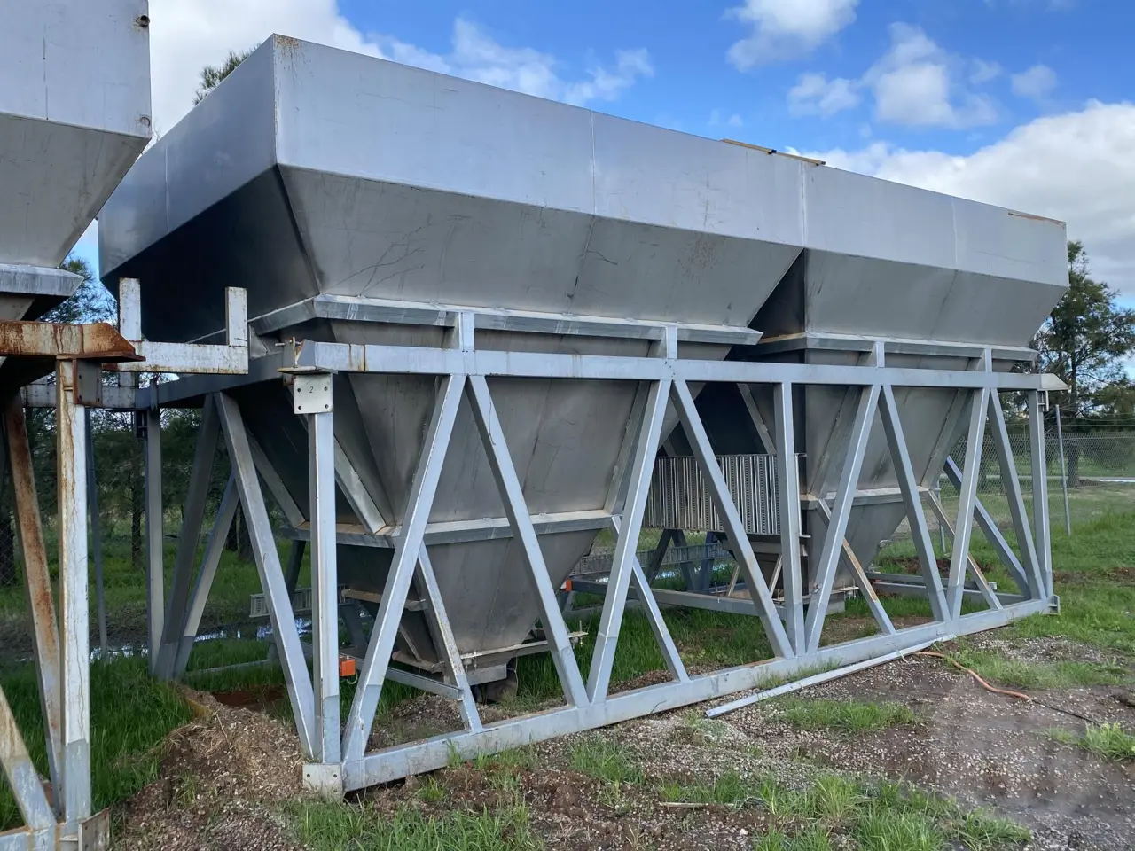 Twin 5 Ton Stainless Storage Bins - photo 3