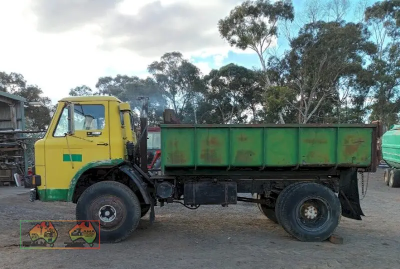 Ford D Series Tip Truck - photo 5