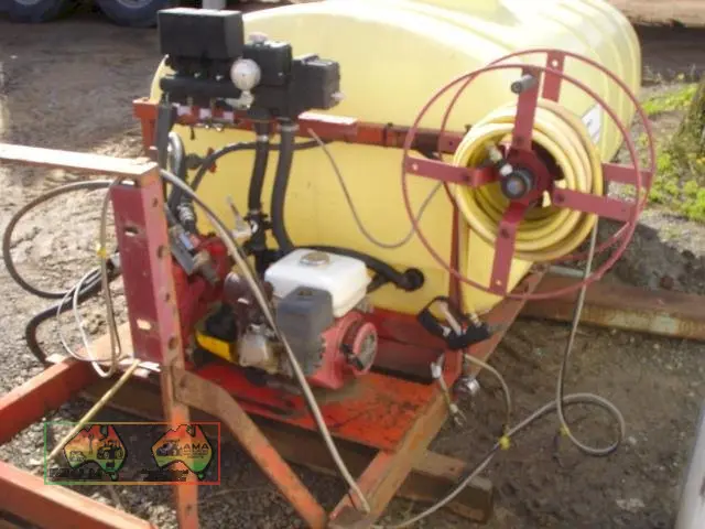 Hardi 2000 Tray Mount Boom Spray - photo 4