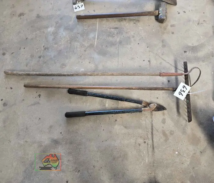 Garden Rake & Pruning Shears - photo 1
