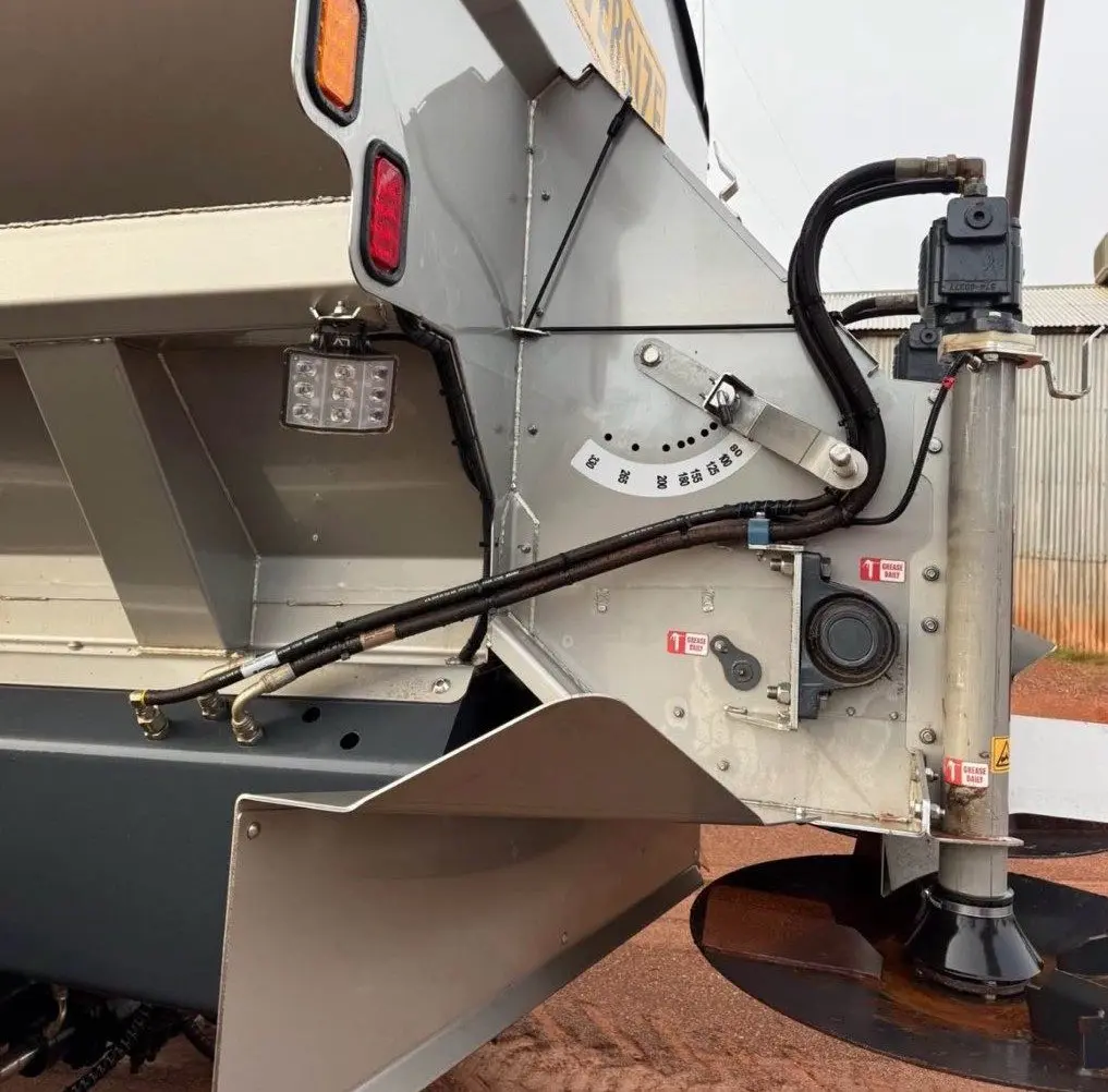 2023 Hansa T23 Stainless Steel Spreader - photo 7