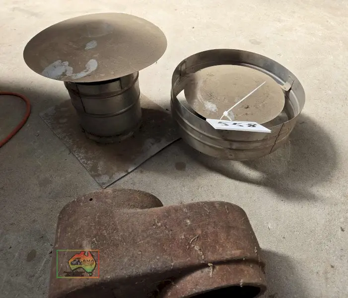 Cast Iron Flu Off-set & 2x Flu Caps - photo 2