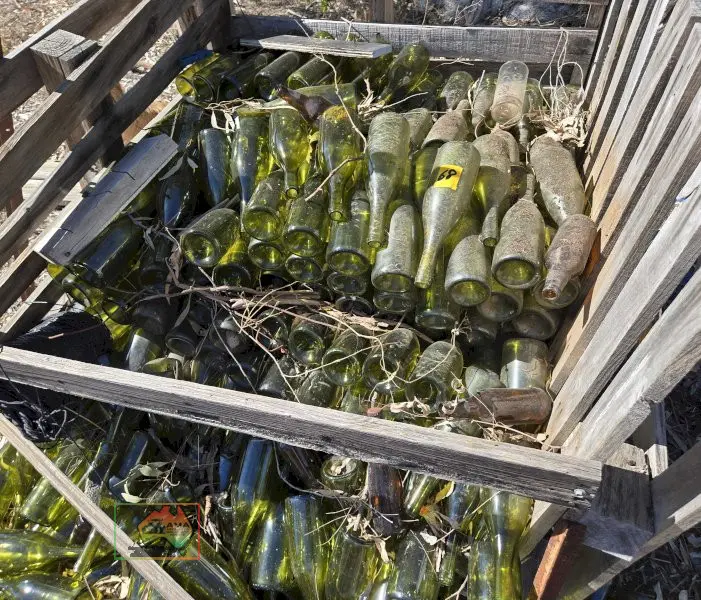 Crate of Wine Bottles. - photo 2