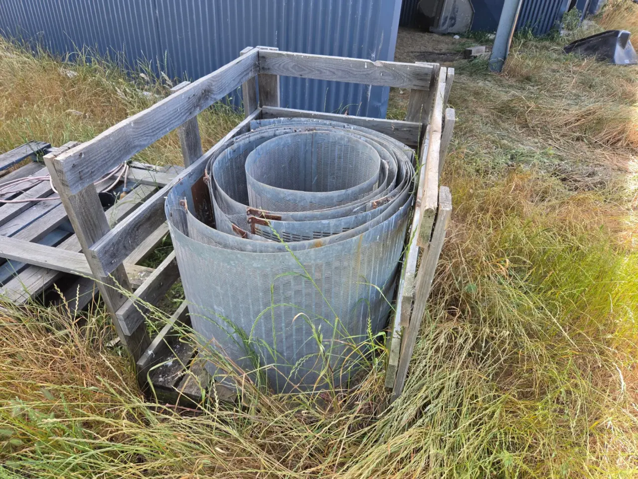 Used - Trailing Hannaford Seed Cleaner - photo 8