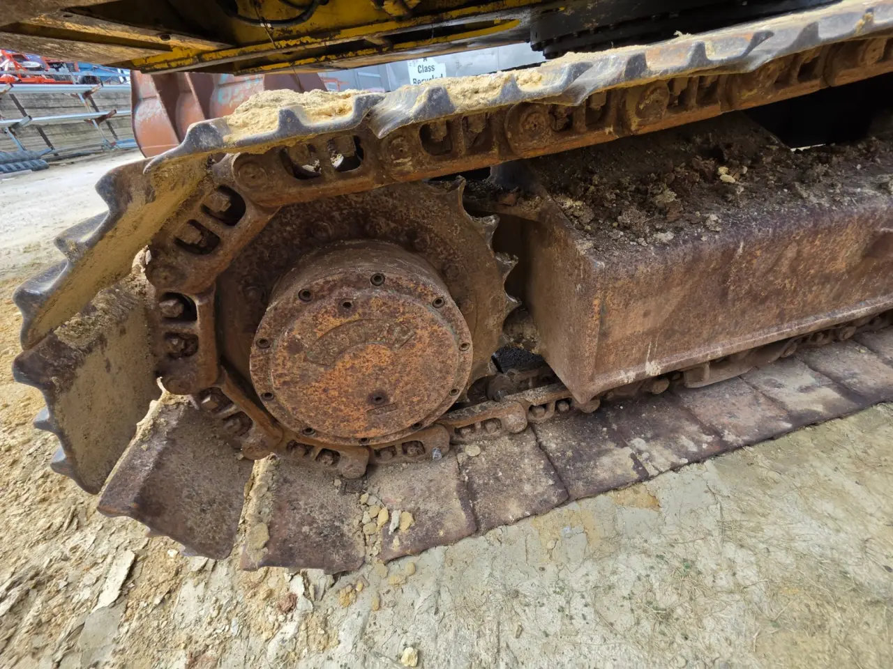 Komatsu PC-120 Excavator - photo 6