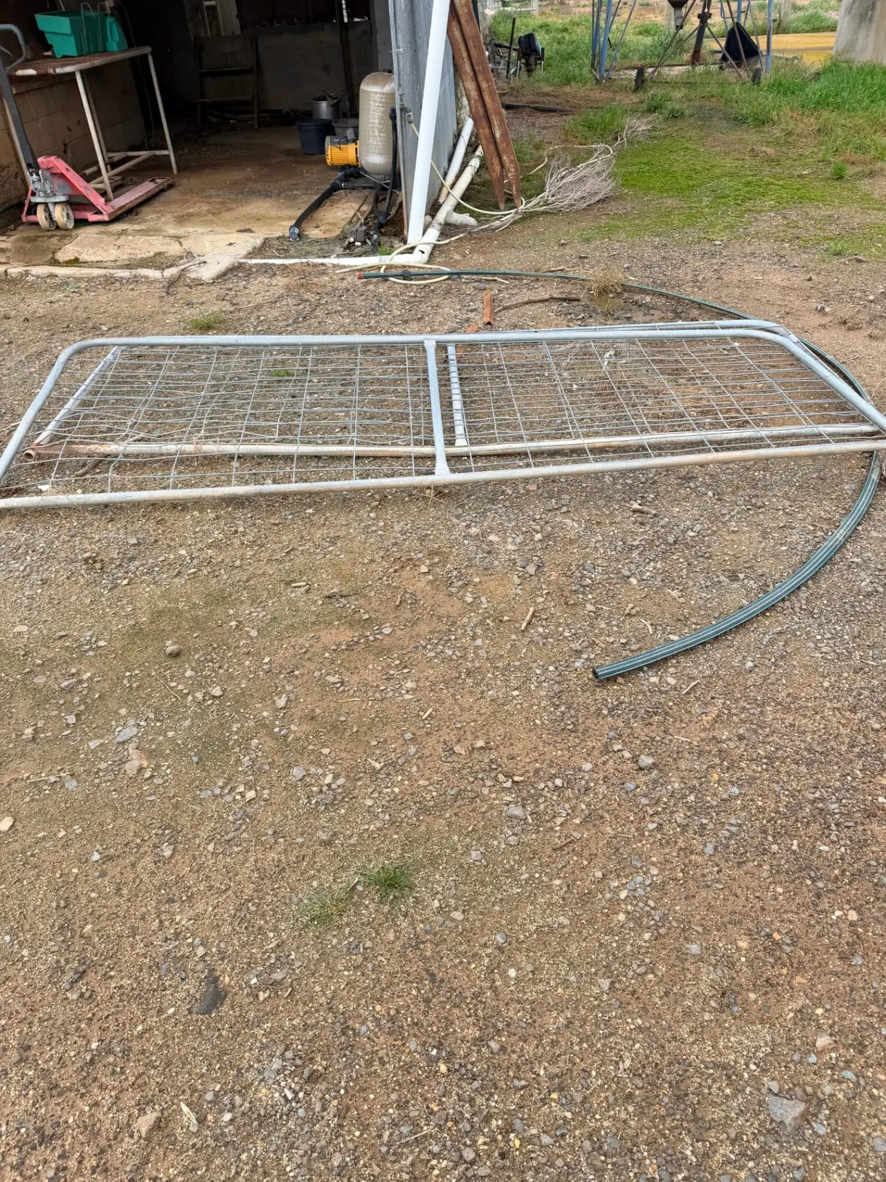 2 x 10' farm gates - photo 2