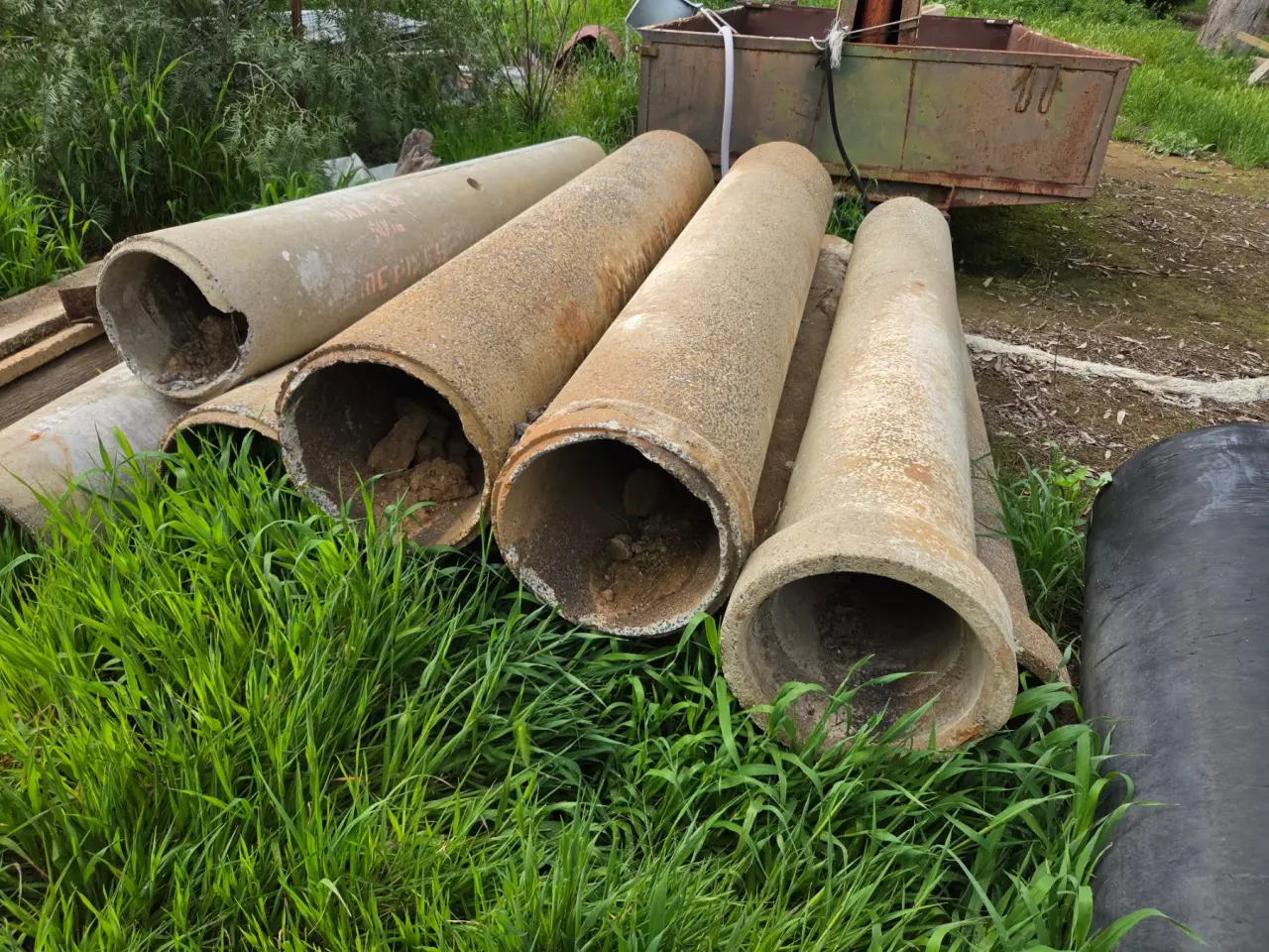 10x Assorted Concrete Pipes 8ft - photo 1