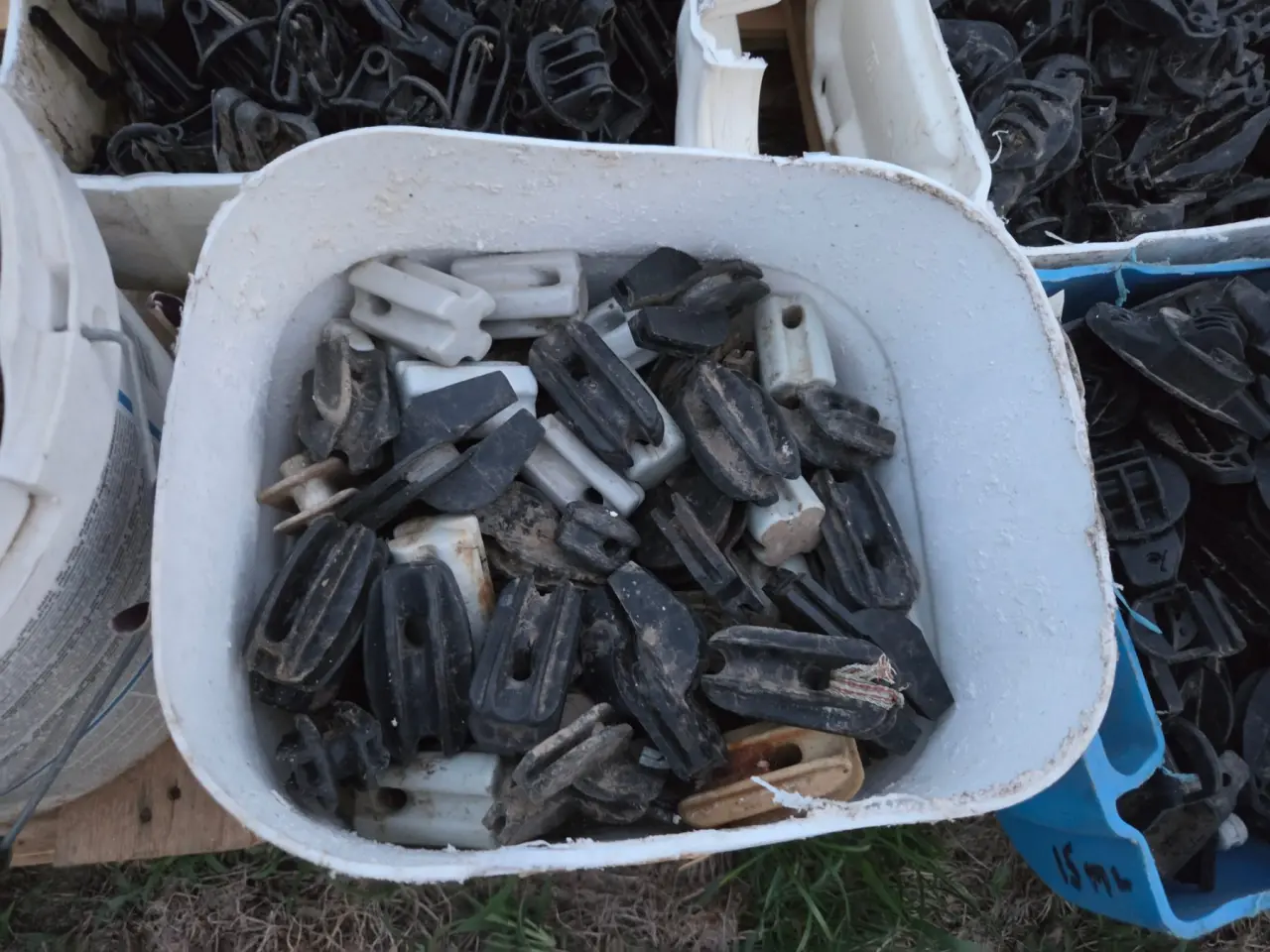 Used - Bucket (Q) of Electric Fence Insulators - photo 2