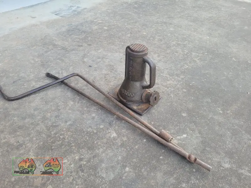 Original Screw Jack with Handle - photo 2