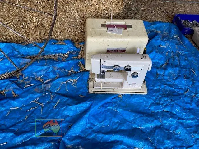 Sewing Machine - photo 1