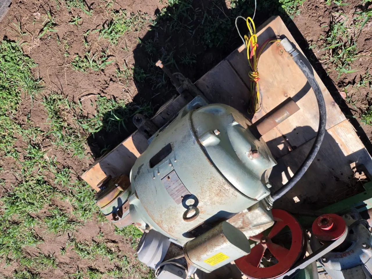Used - 240/480v H/duty Industrial 5 Hp Elec. Mtr. - photo 2