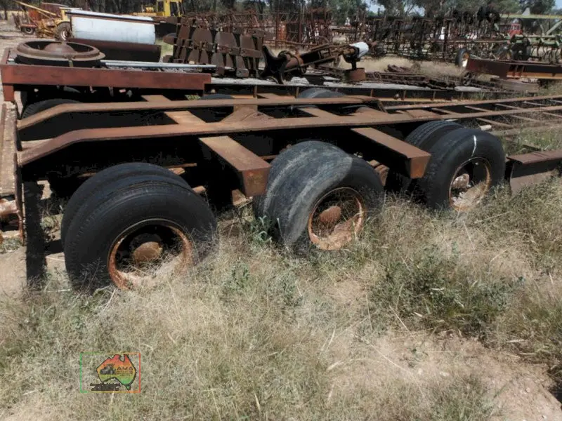 H/Duty Tri-Axle Low loader - photo 5