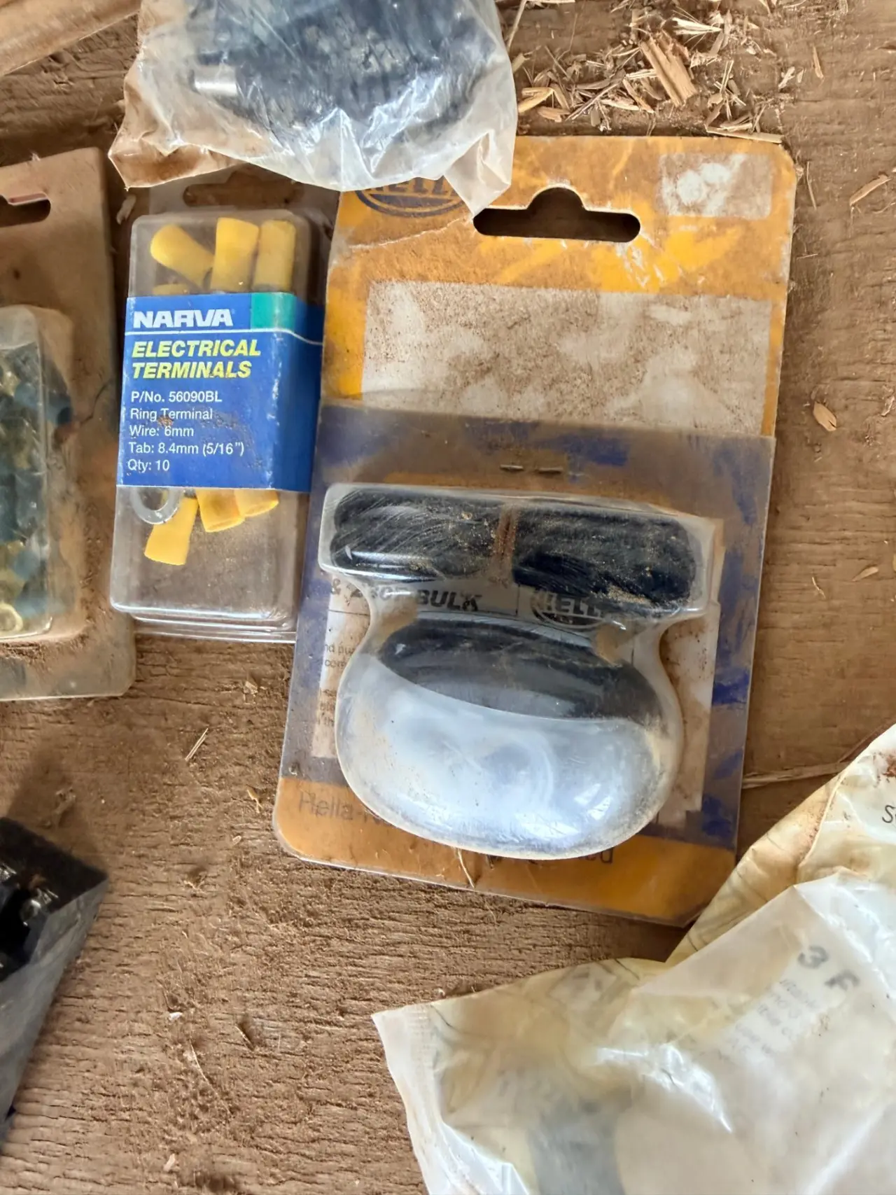 Assorted auto electrical items - photo 4