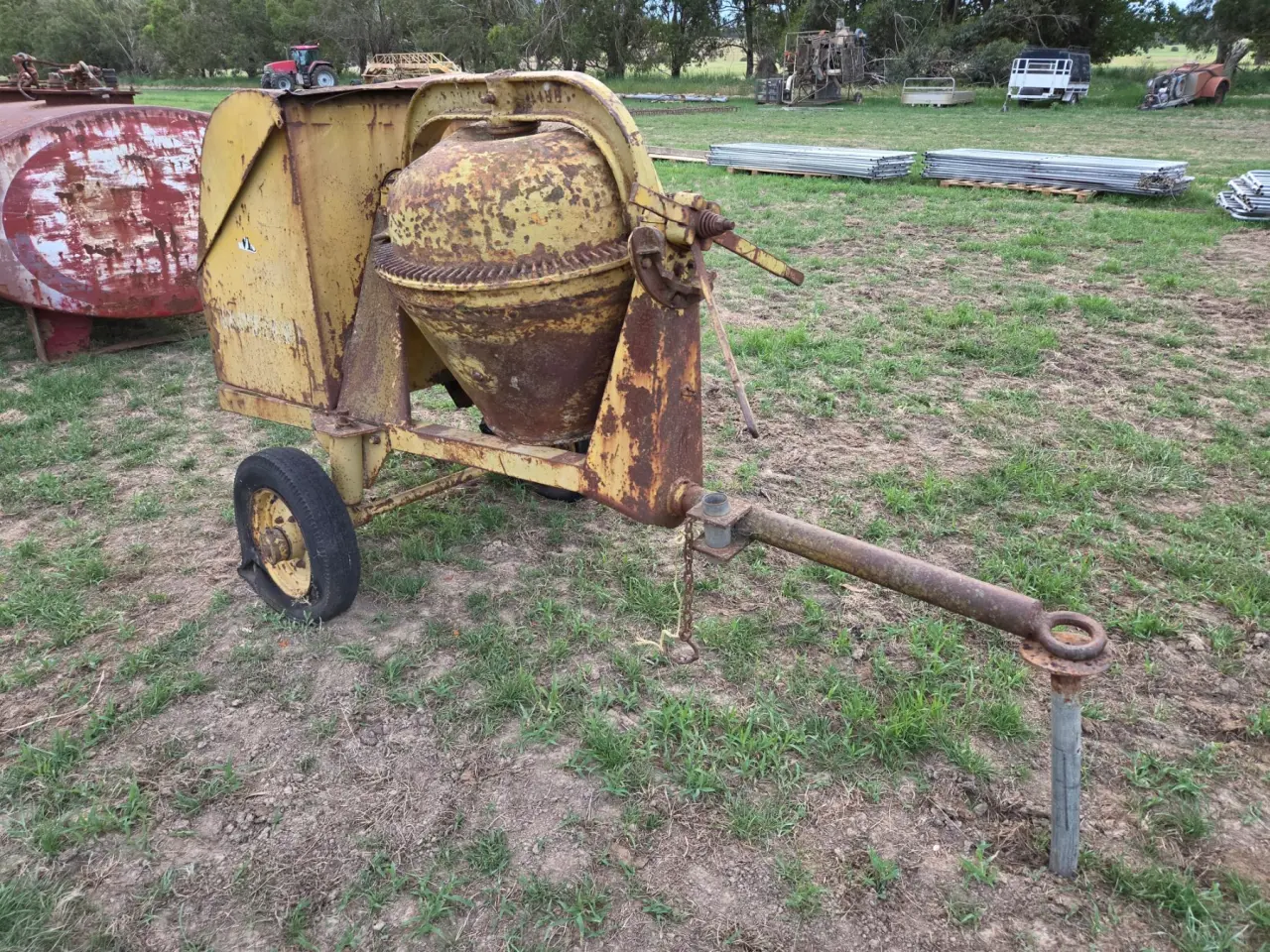 Used - Britstand Industrial Cement Mixer - photo 2