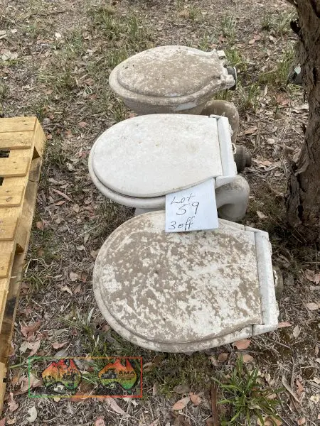 Toilet Basins x3 - photo 2