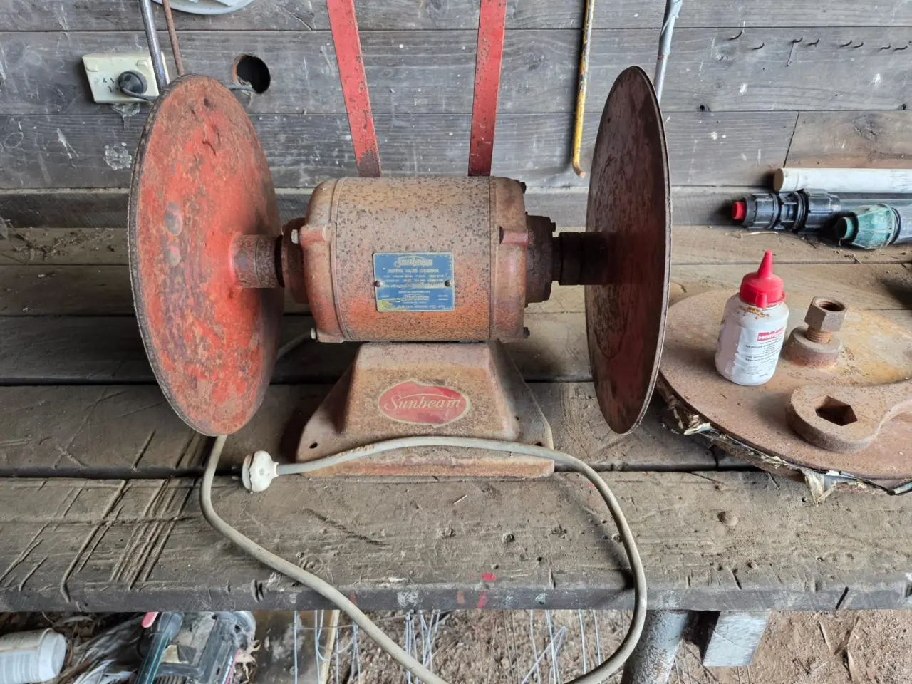 Used - Sunbeam Double End Shearer's Grinder - photo 1