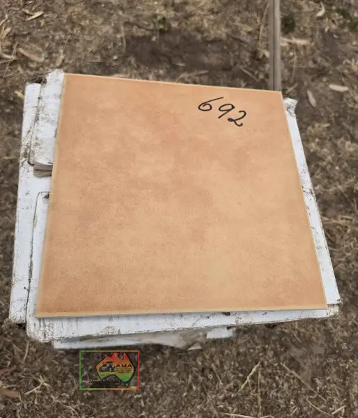 2x Boxes of 30ea New 200x200 Floor Tiles - photo 1