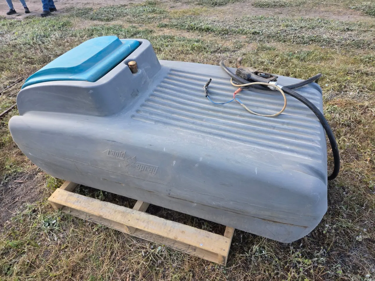 Used - Rapid Spray 600 Ltr Diesel Pod