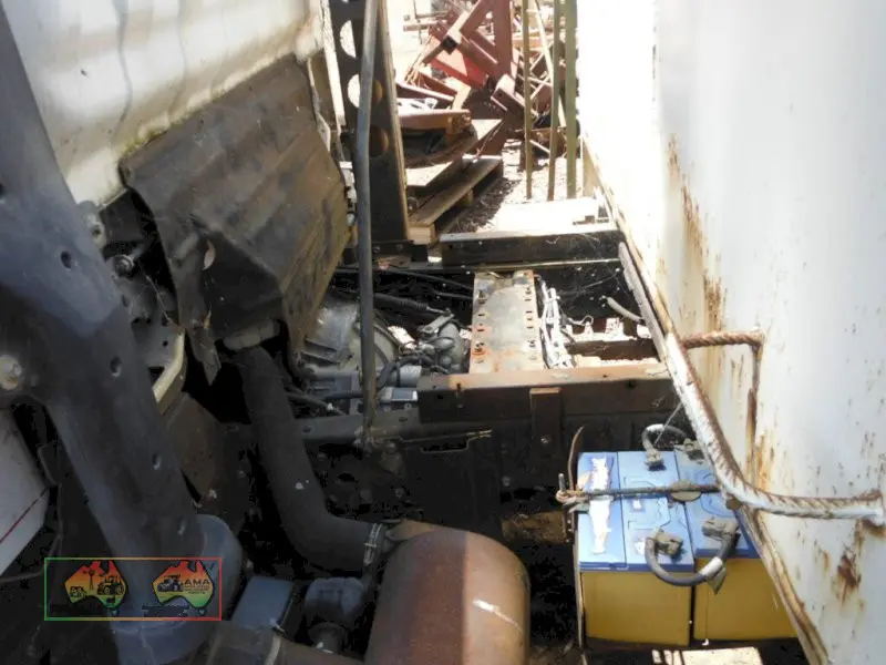 1994 Isuzu NPR66 Tipper - photo 3