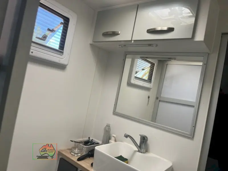 2022 Leader Caravan 22ft 7" - photo 15