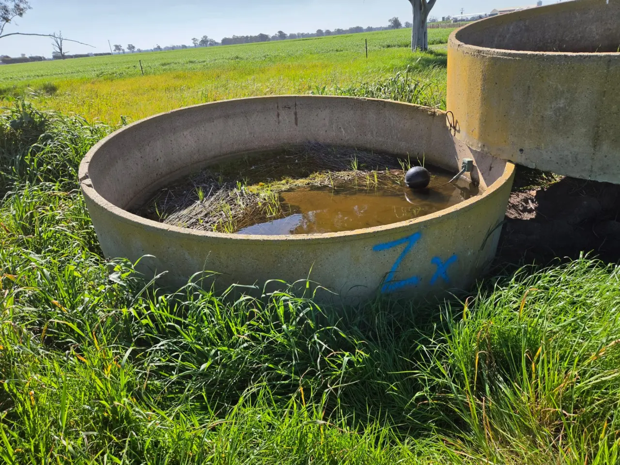 10ft Stock Trough with Ball Valve (Zx) - photo 3