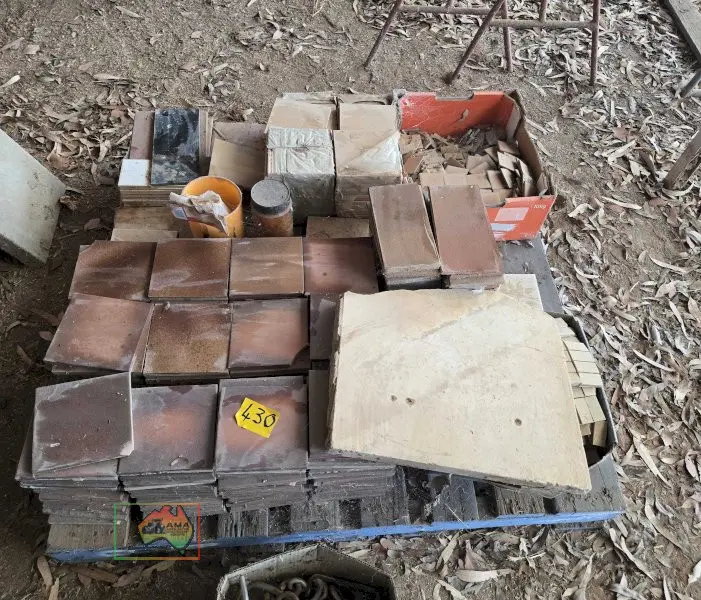 Pallet of Tiles - photo 3