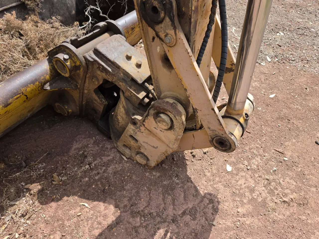 Used - Cat 313b-SR Excavator - photo 15