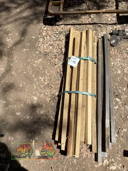 23 x New Timber Pickets - photo 1