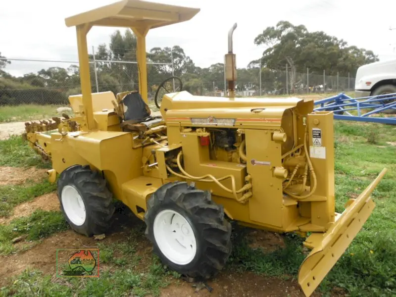 Ditch Witch Trencher - photo 1