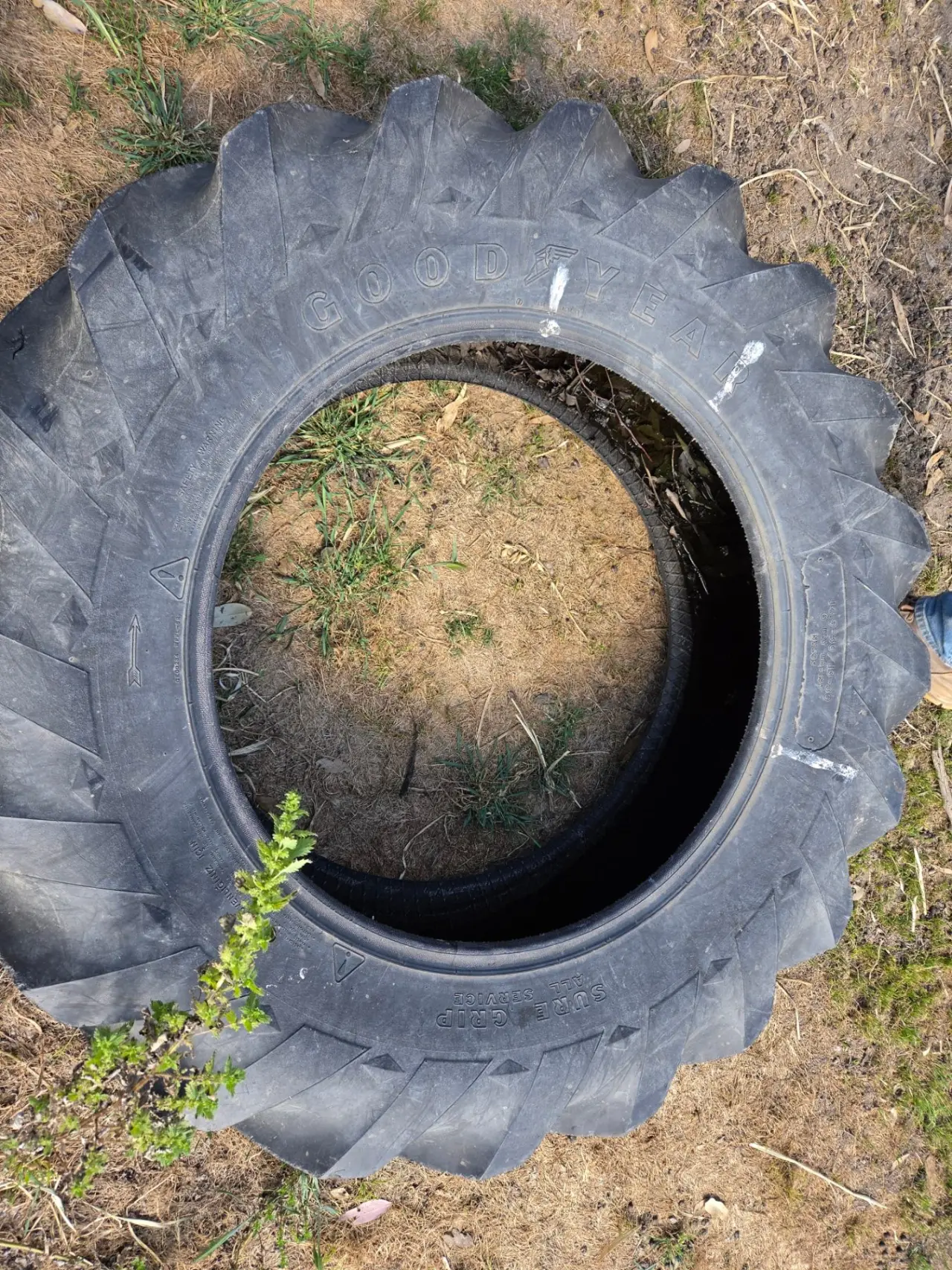 Used - Goodyear 14.9-30 Tractor Tyre - photo 2