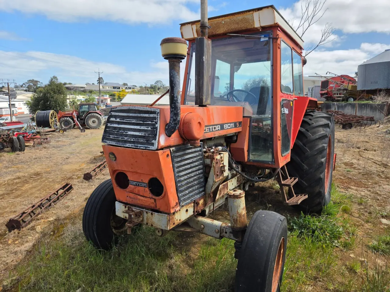 Zetor 8011s 2WD Tractor - photo 1