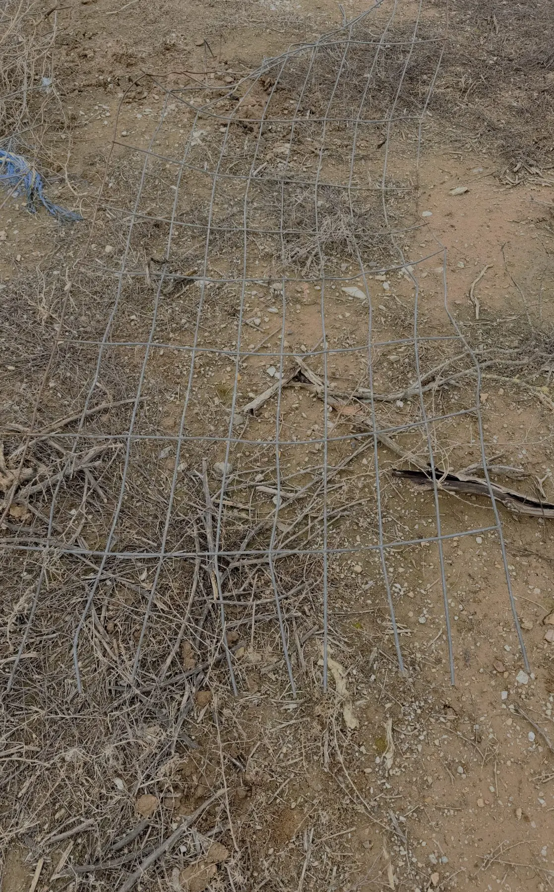 2  of lengths of scrap gate mesh - photo 1