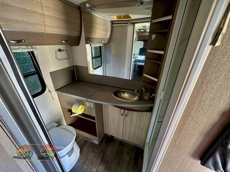 2018 Iveco Luxury Motorhome - photo 6