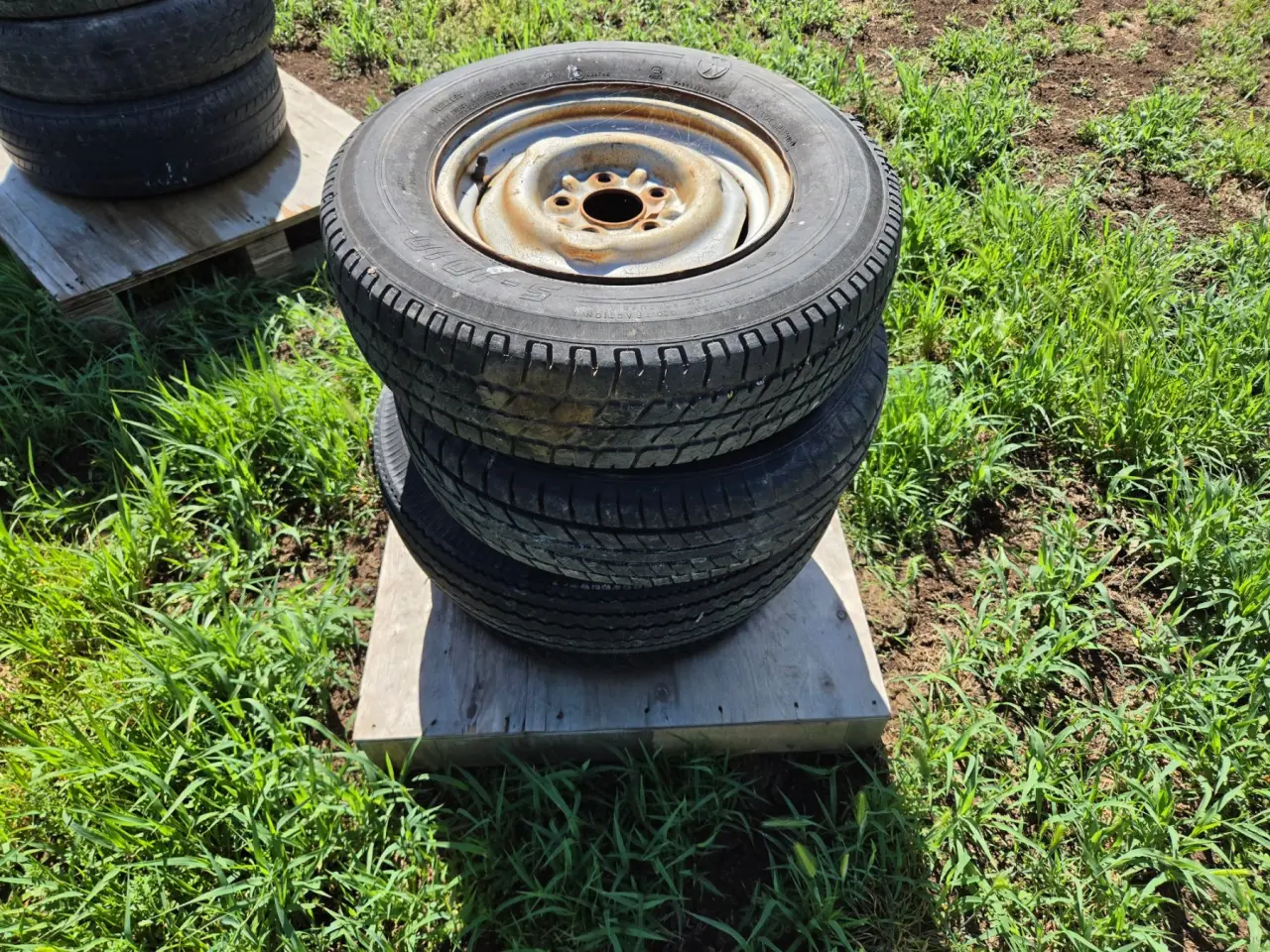 Used - 5x 13" Holden Trailer Rims & Tyres - photo 3