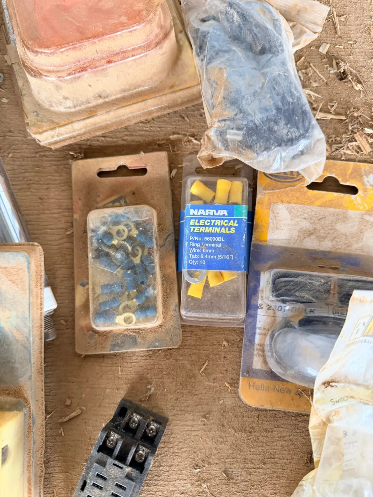 Assorted auto electrical items - photo 2