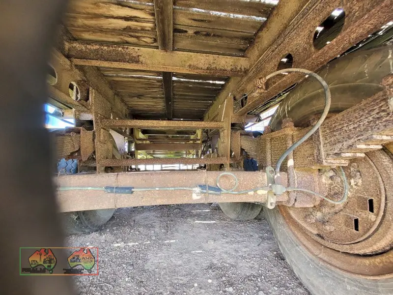 38ft Stock Trailer 3x1 - photo 14