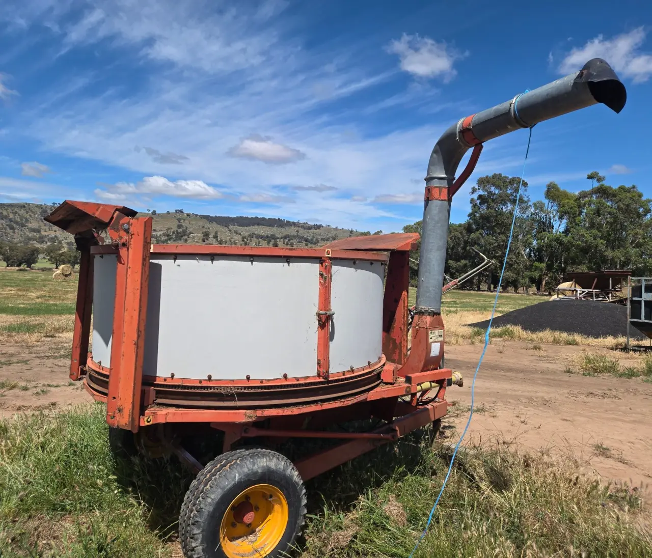 Used - Kverneland Rotary Hay Shredder - photo 5