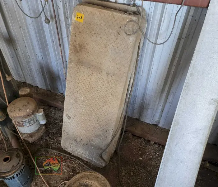 3x Electric Pig Farrowing Blankets/Slabs - photo 2