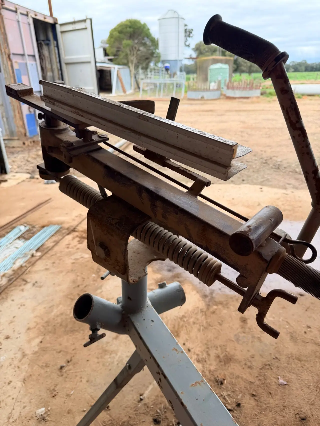 Clay target launcher - photo 4