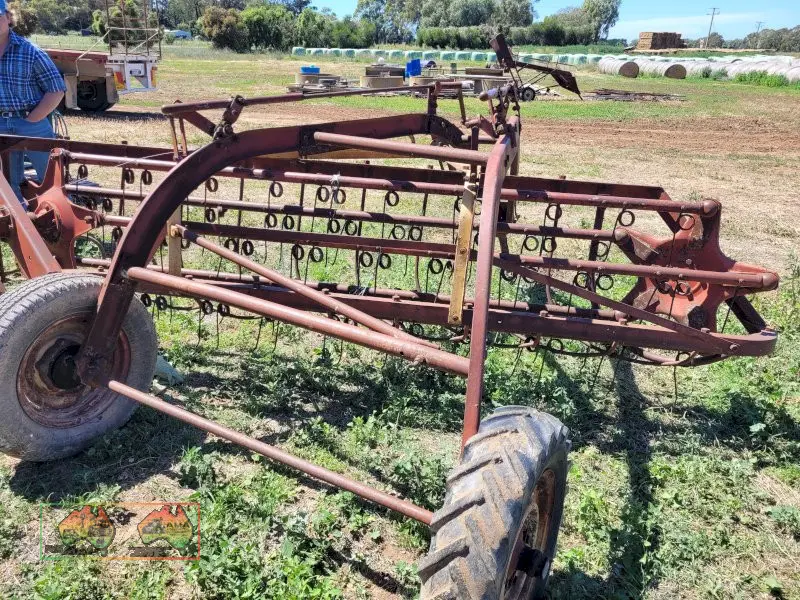 NH-55 Ground Drive 8ft Hay Rake - photo 3