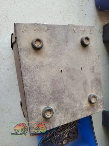 2x Boxes of Eyelet Screws, Nails & Roofing Nails - photo 8