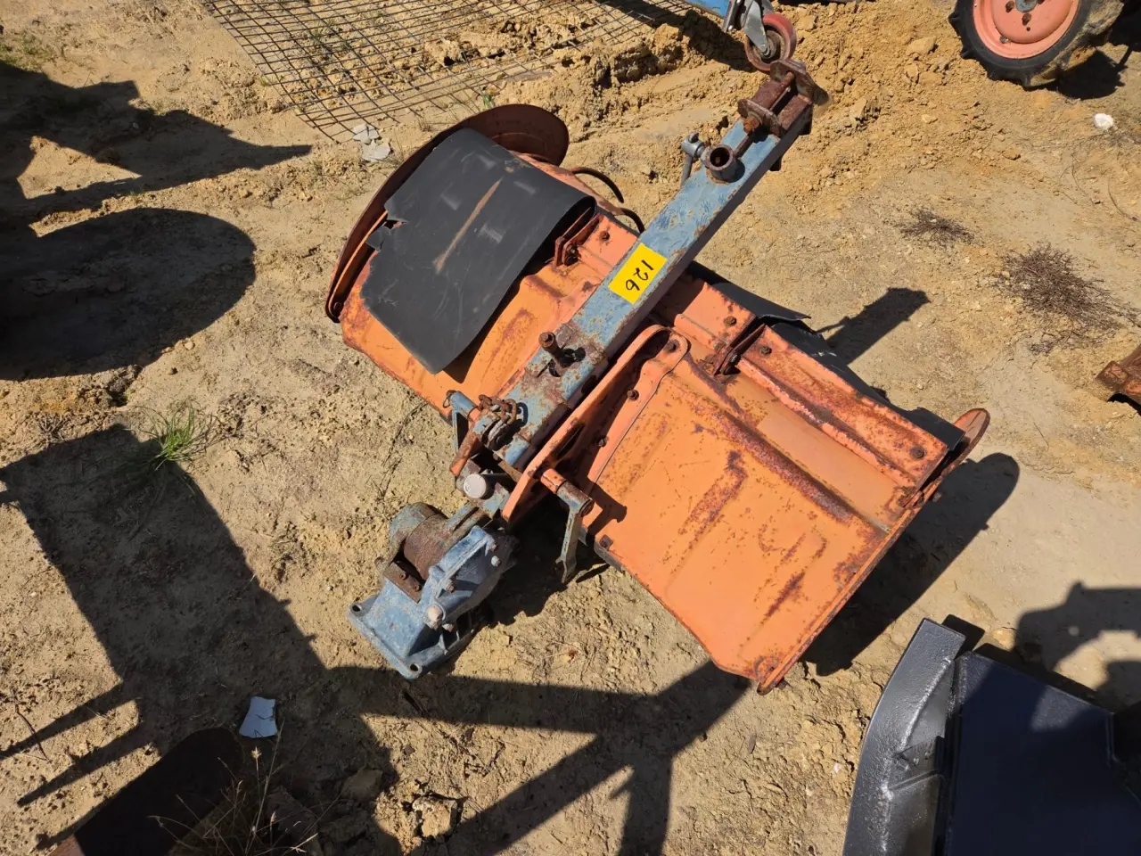 Kubota B6000 4WD Mini Tractor - photo 7