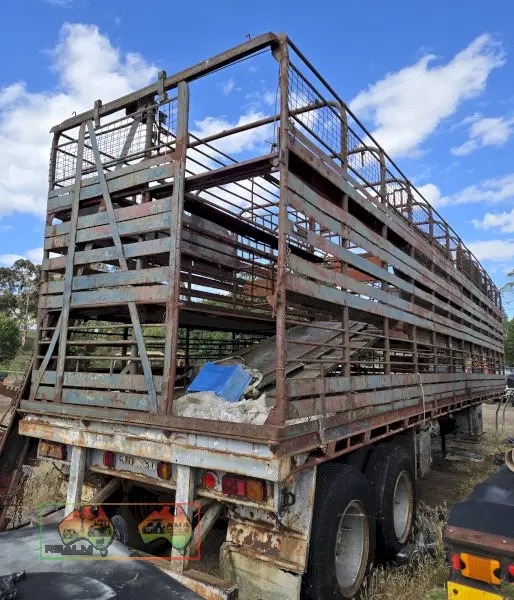 38ft Stock Trailer 3x1 - photo 7