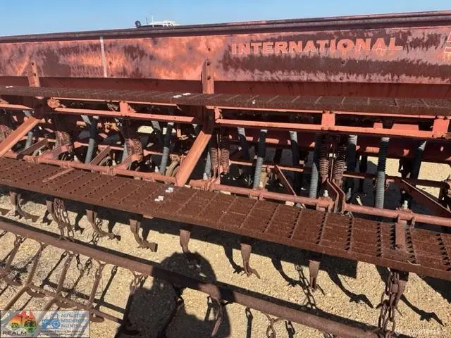 Triple Hitch 511 - Combines - photo 12