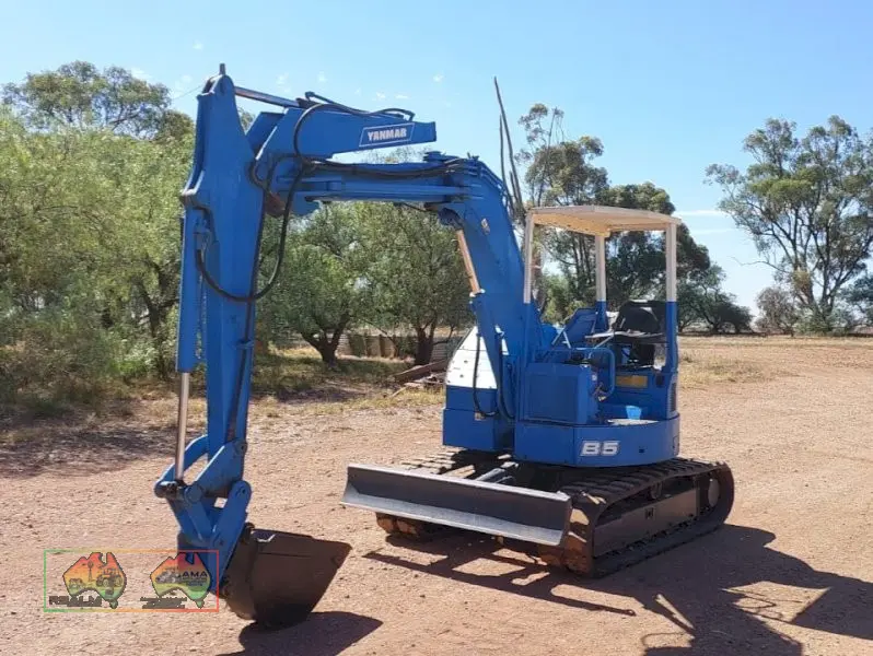 Yanmar 5ton Excavator with Knuckle Boom - photo 2