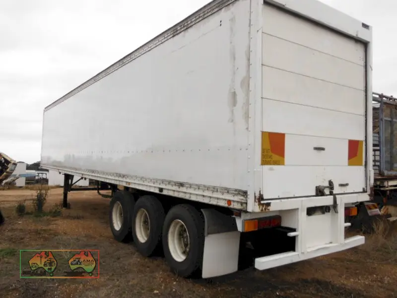 1996 Peki Armacote PKA-3 Tri-axle Van - photo 1