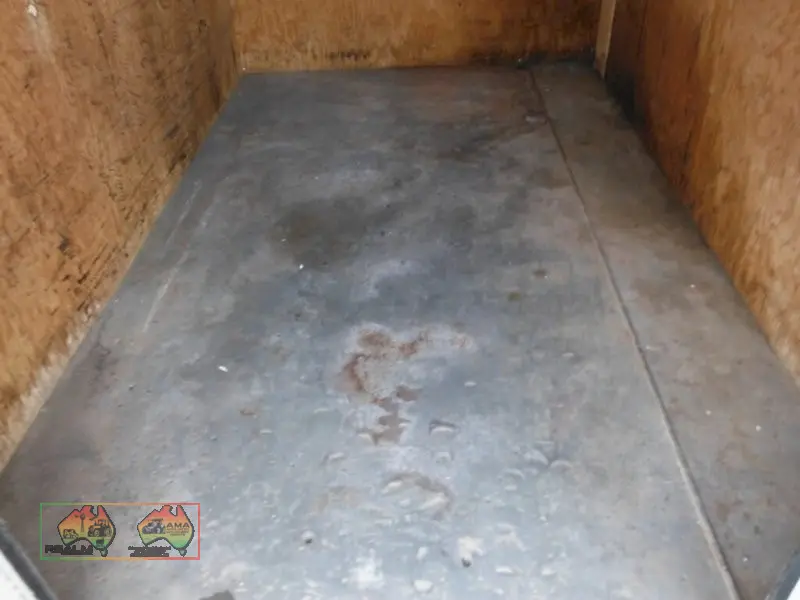 Site Van - photo 15