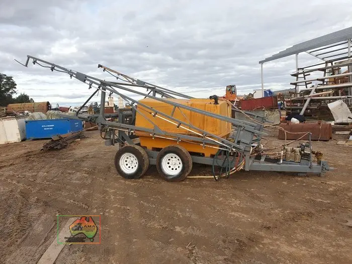 23m Trailing Boom Sprayer - photo 2